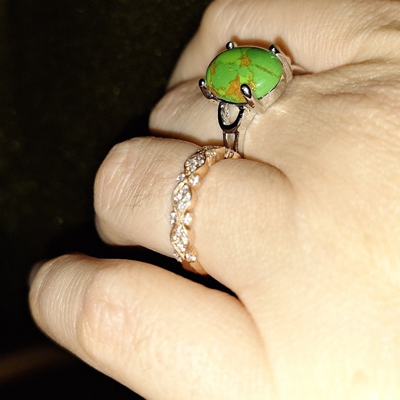 Green/brown stone ring women's size 9 - Picture 3 of 6